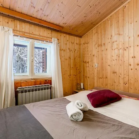 Hostel Mali Dom Platak *